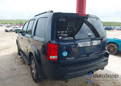 2011 Honda Pilot Touring z USA, uszkodzony, nr VIN 5FNYF3H94BB032105